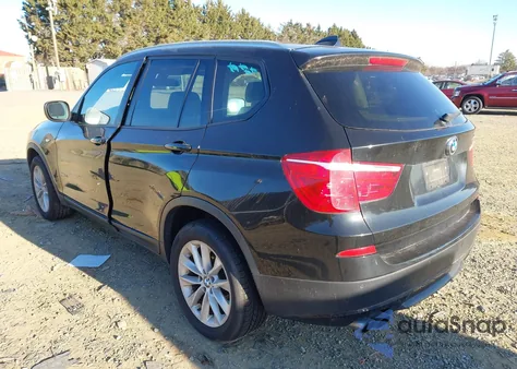 2013 BMW X3 xDrive28I z USA, uszkodzony, nr VIN 5UXWX9C5XD0A15257